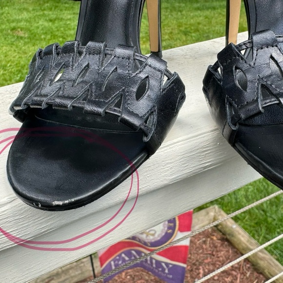 IVANKA TRUMP- Gorgeous Stiletto Sandals! - Picture 7 of 8